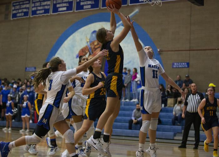 Girls Basketball - Mazama v. Henley