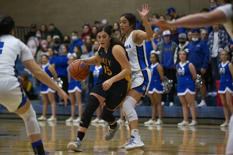 Girls Basketball - Mazama v. Henley