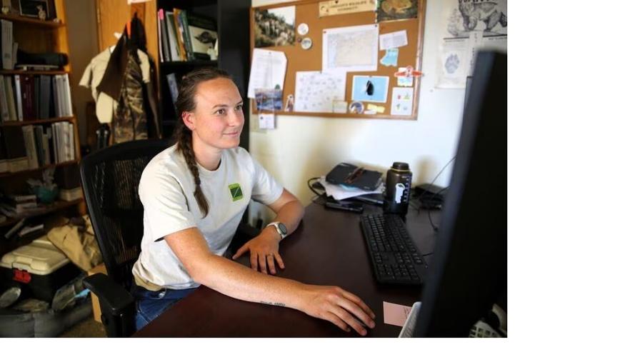 dam bat biologist 2.jpg